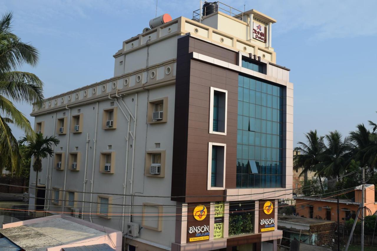 Hotel Bnson Blue Каттак Экстерьер фото